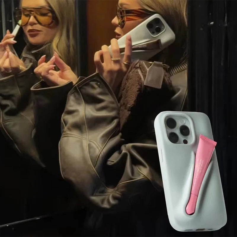 Case Iphone Porta Gloss Hailey Bieber - A case da YUNAA