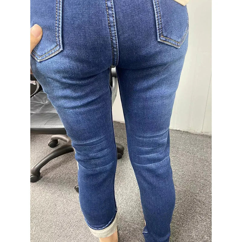 Calça Jeans Peluciada Alana